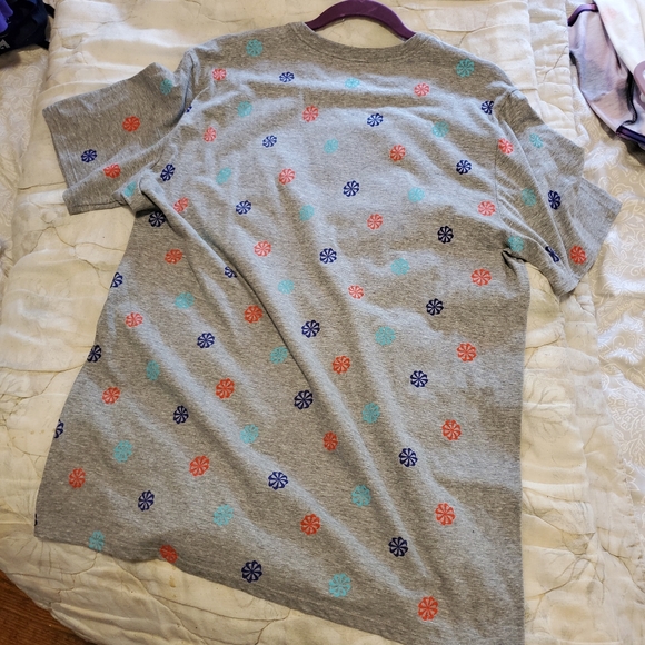 Dead stock Nike pinwheel shirt - Picture 2 of 4